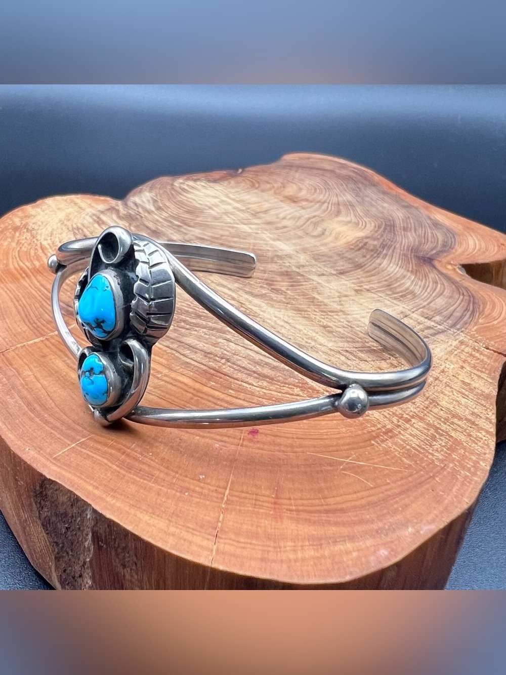 Native American Turquoise Cuff - Picture 2 of 7